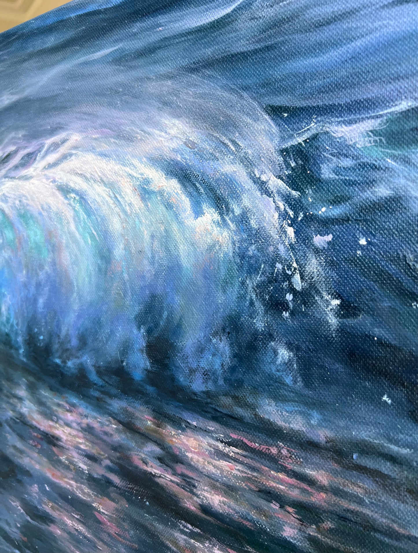 close up image showing glow and splashes